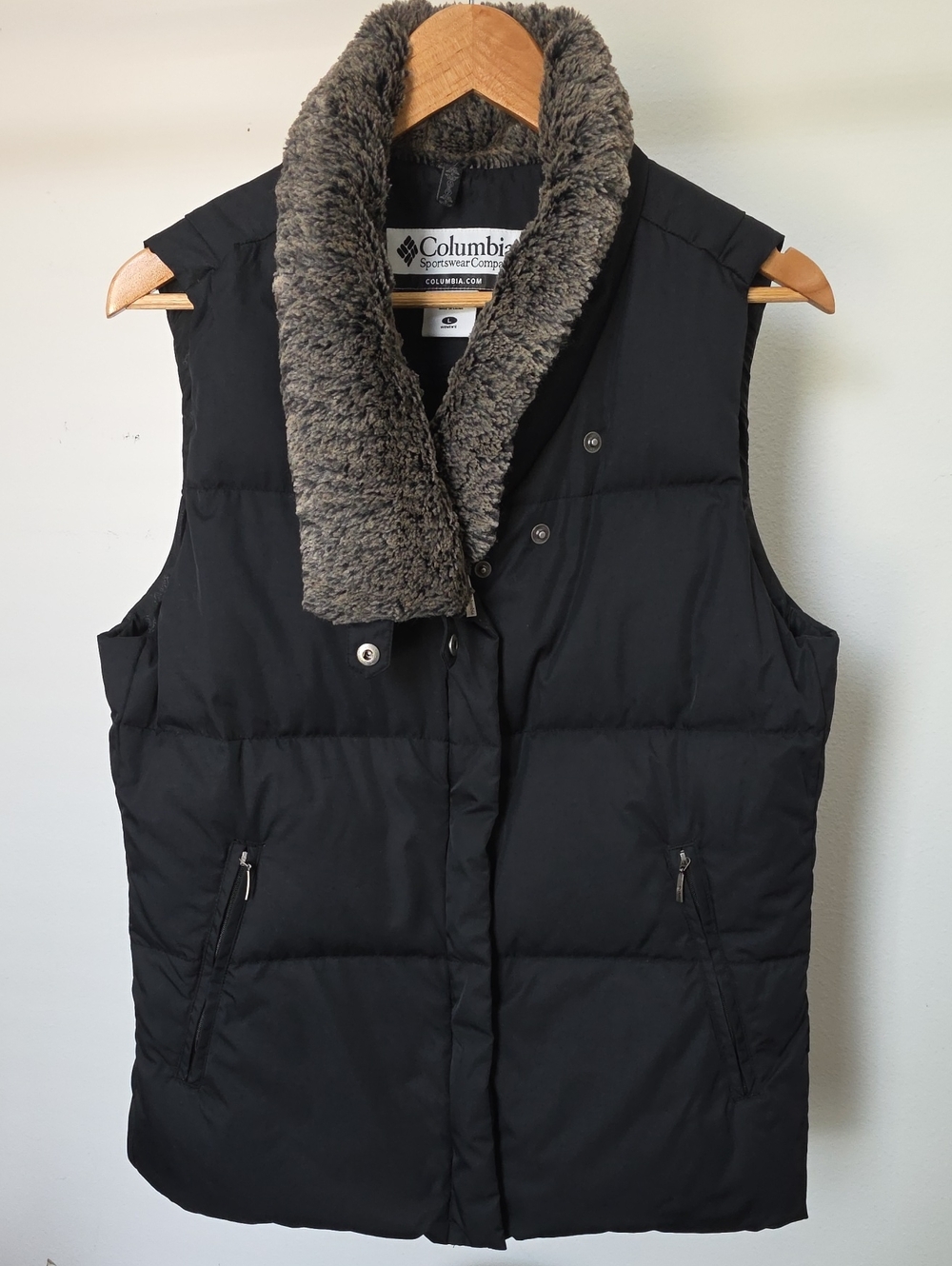 Columbia Women's Black Puffer Vest with Sherpa Collar